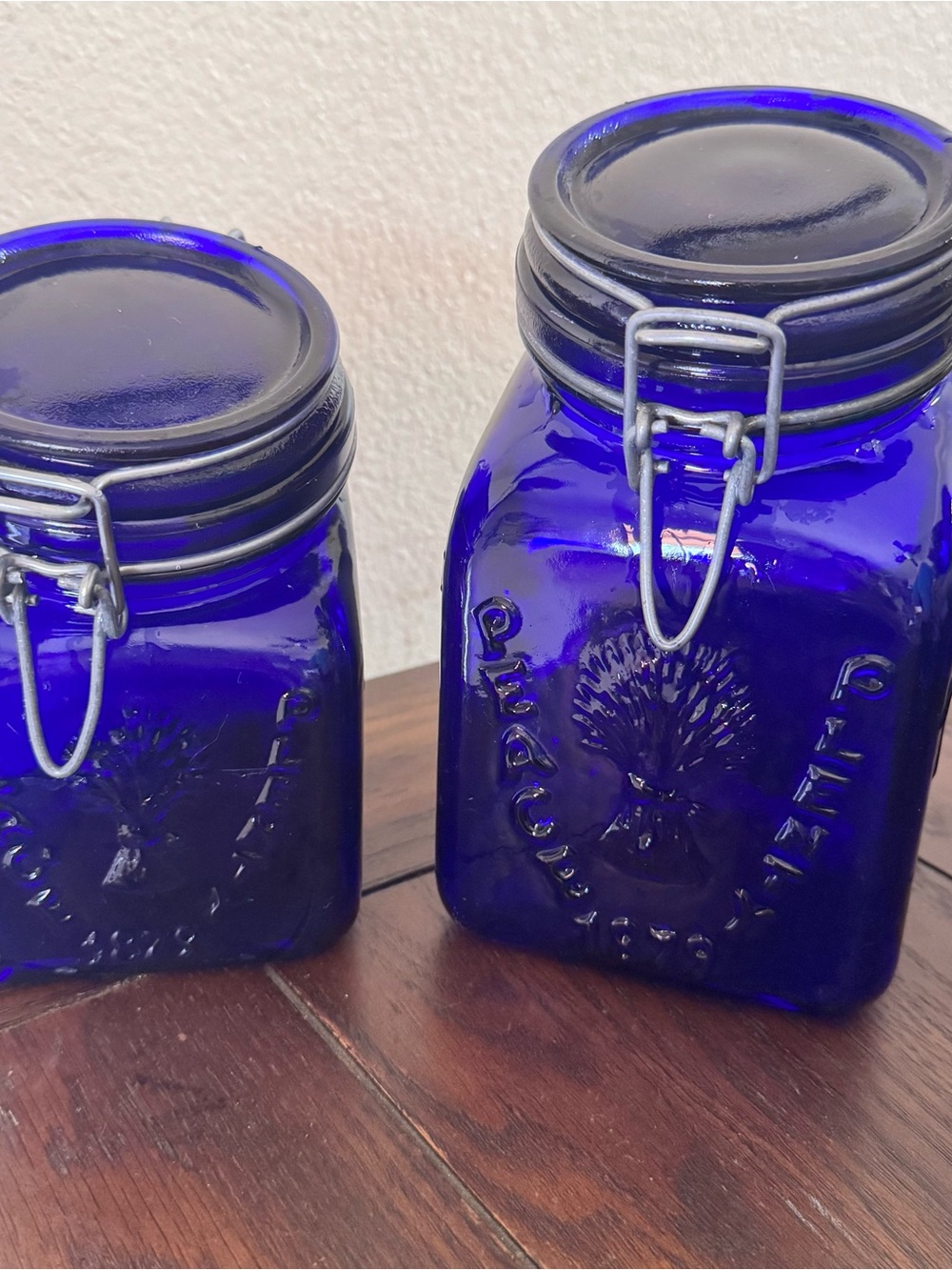 Vtg cobalt blue crown lord 1968 italy canister 2pc set 1 1/2”  qt/1pt 1879 USA